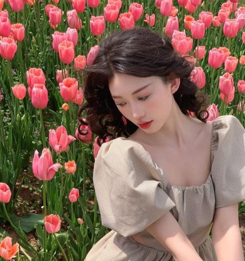 如何拍摄出精美的美拍视频（掌握这些技巧，让你的美拍视频脱颖而出）