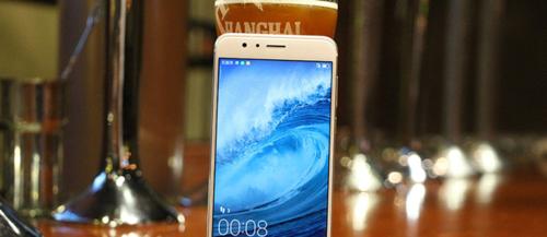HonorV8（领先市场的高性价比选择）