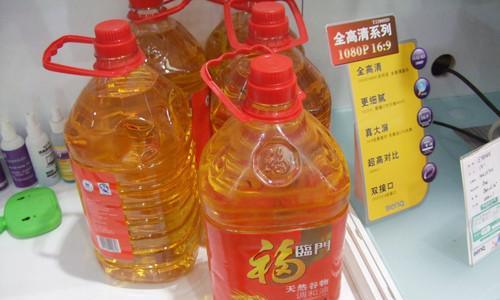 G900WA显示器的性能和优点剖析（探索G900WA显示器的画质、反应速度和功能特点）
