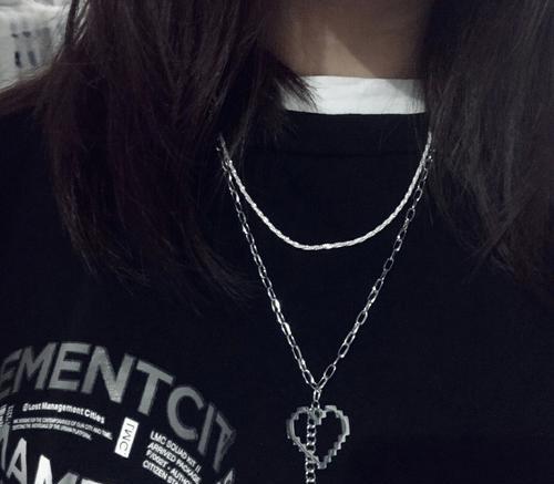 以酷我H1黑色耳机的音质和舒适度为焦点的耳机评测（发掘音乐的细腻之美，以酷我H1黑色耳机助你畅享）