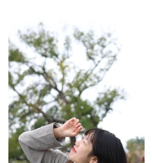 佳能1755镜头拍人像的卓越表现（佳能1755镜头）