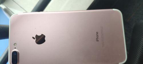 iPhone6s卡贴机的功能和使用体验（了解iPhone6s卡贴机的优势和使用技巧，让您的手机更智能）