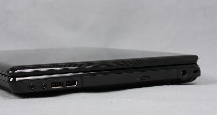 神舟优雅U6——完美融合科技与优雅的力作（一款引领时尚潮流的高性能笔记本电脑）
