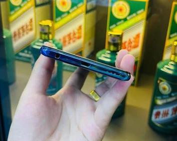 vivo51手机性能全面评测（一款高性价比的智能手机推荐）