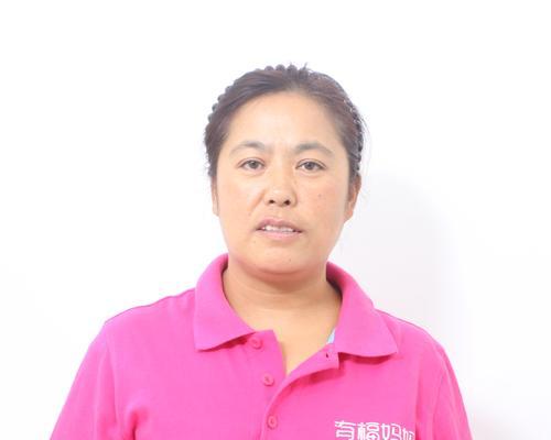 感恩有福妈妈，阿姨的关爱温暖了我的成长（阿姨的细心照顾与教育，让我拥有了幸福童年）