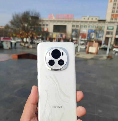 荣耀手机推荐及评价（选择适合自己的荣耀手机，尽显高性价比）