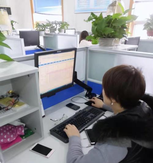 移动市场部（关键策略和新兴趋势推动企业市场表现）