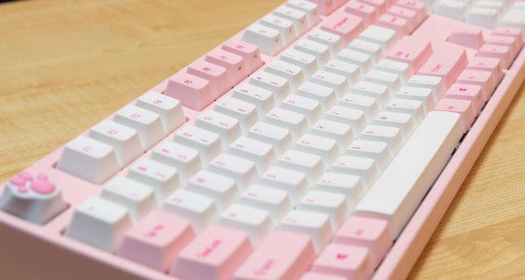 阿米洛机械键盘的出色表现（高品质、舒适手感和多功能的完美结合）