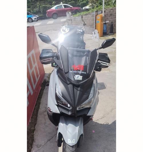 Z300车型全面解析，带你了解其性能与优势（详细介绍Z300车型的配置、外观、操控等特点，助您全面了解）